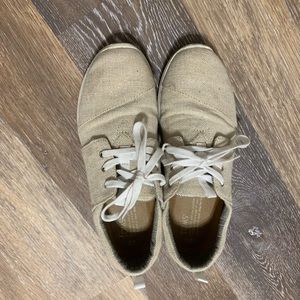 TOMS SNEAKERS